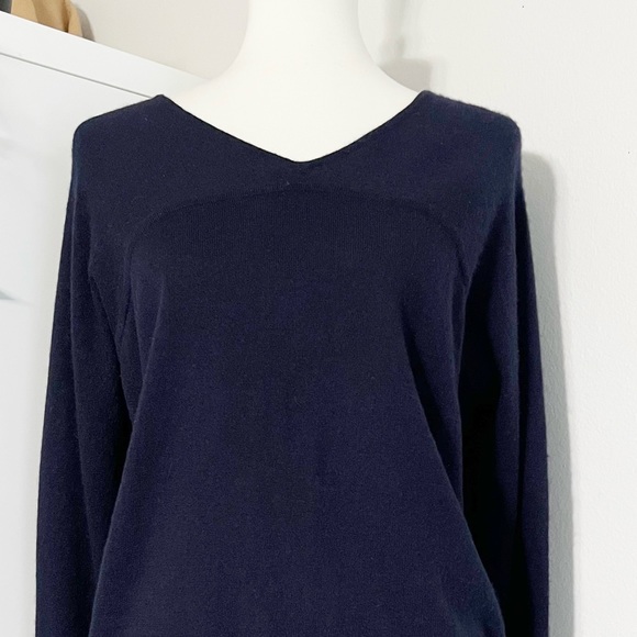 Vince V-Neck 100% Cashmere Navy Blue Sweater - Picture 5 of 12